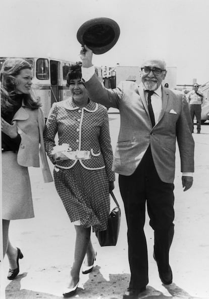 Ramón J. Sender, en su regreso a España en 1974 tras 35 años de exilio.