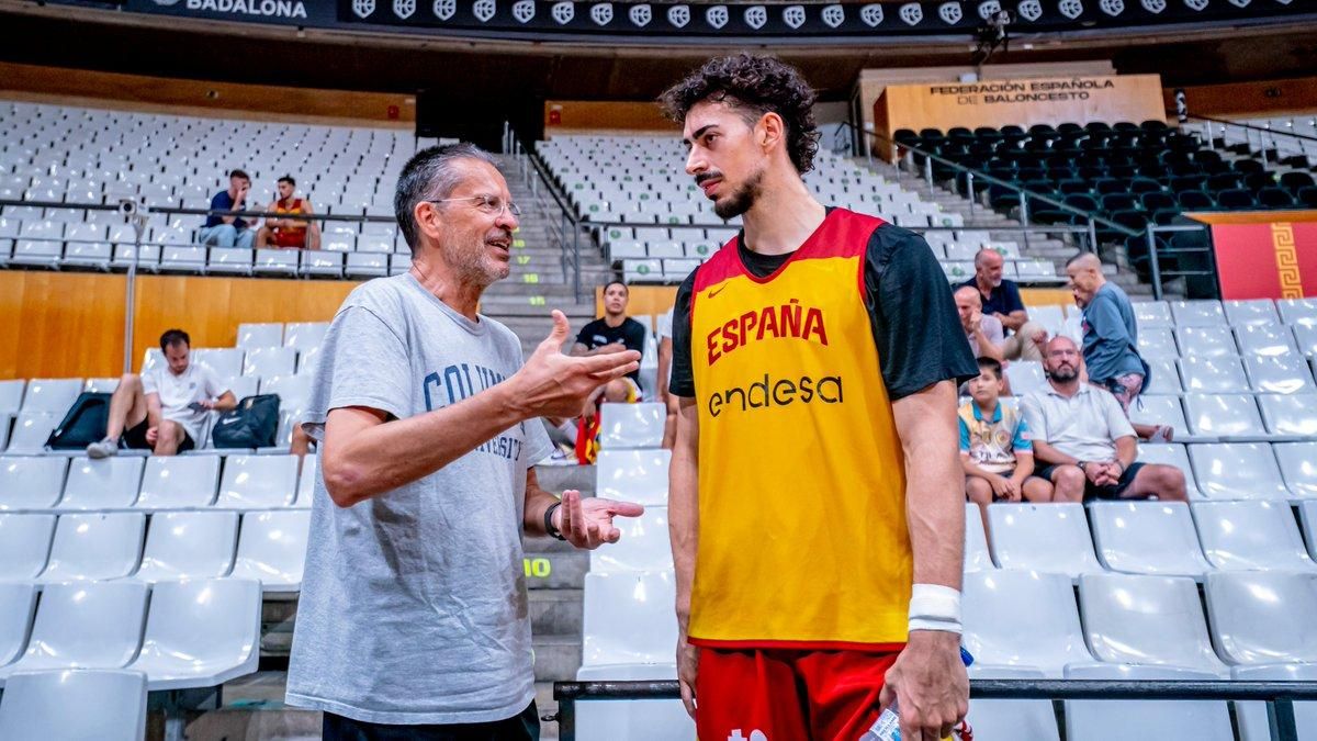 Pedro Martínez  junto al capitán taronja, Josep Puerto