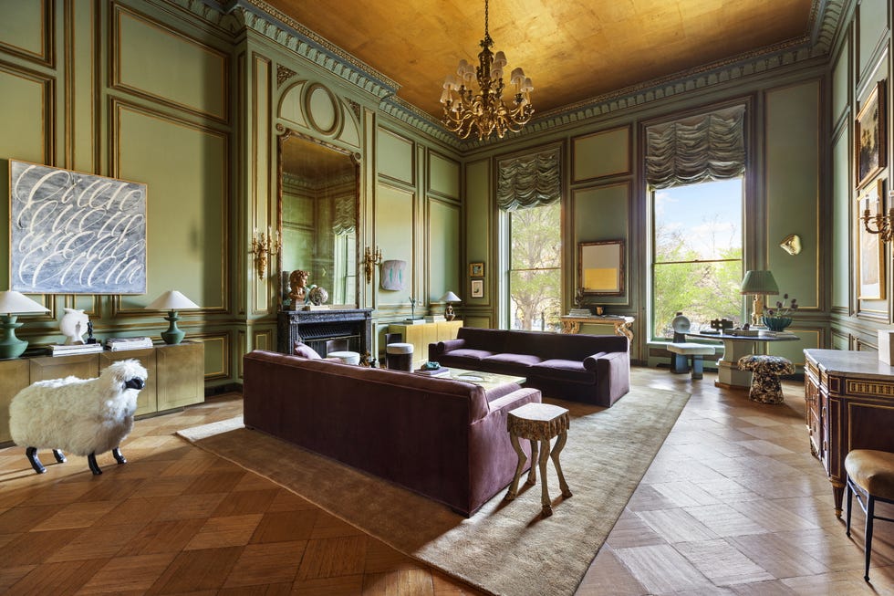 recibidor casa de lujo con escalera