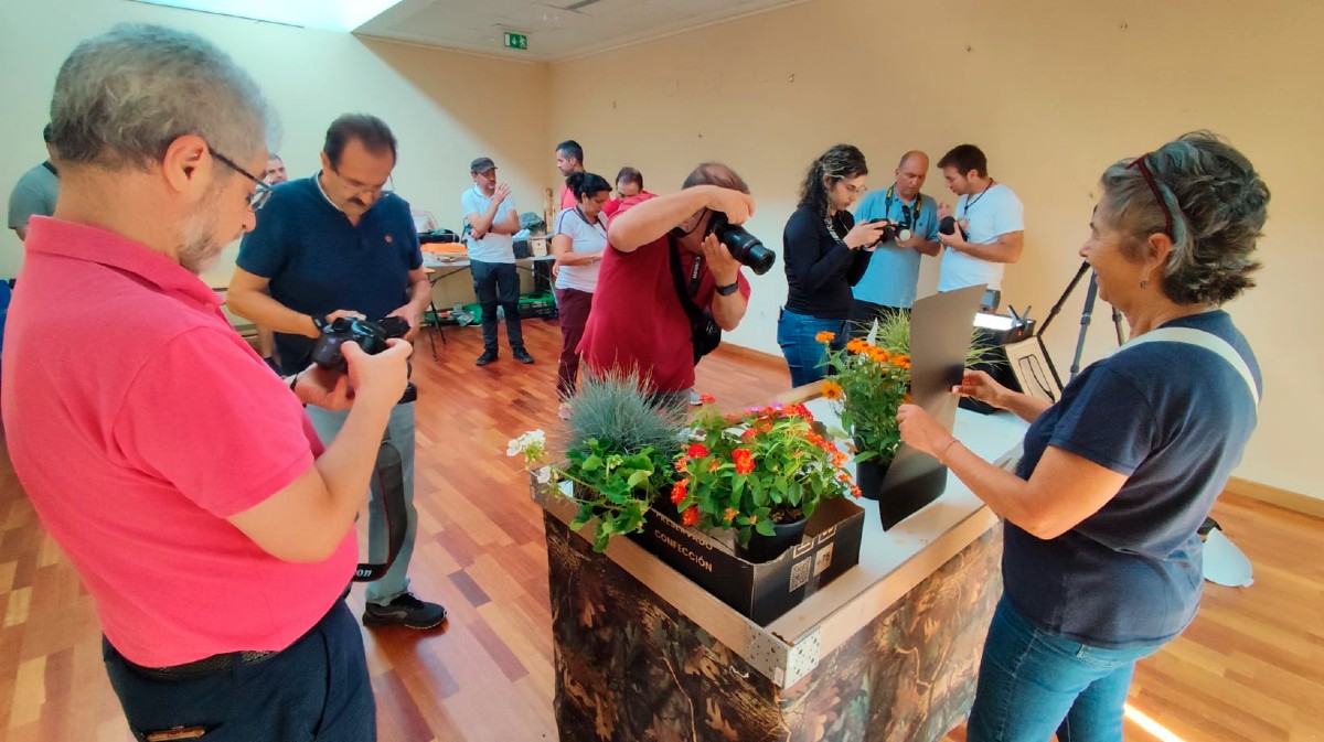 Curso de fotografía de naturaleza en el Centro Medioambiental San Nicolás.