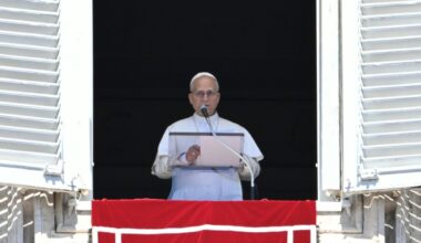 El papa pide terminar con "pandemia de armas" que mata a niños en crímenes y conflictos