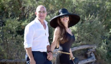 Jeff Bezos y Lauren Sanchez, de cita doble con Leo DiCaprio y Vittoria Ceretti en Ibiza a bordo de su superyate