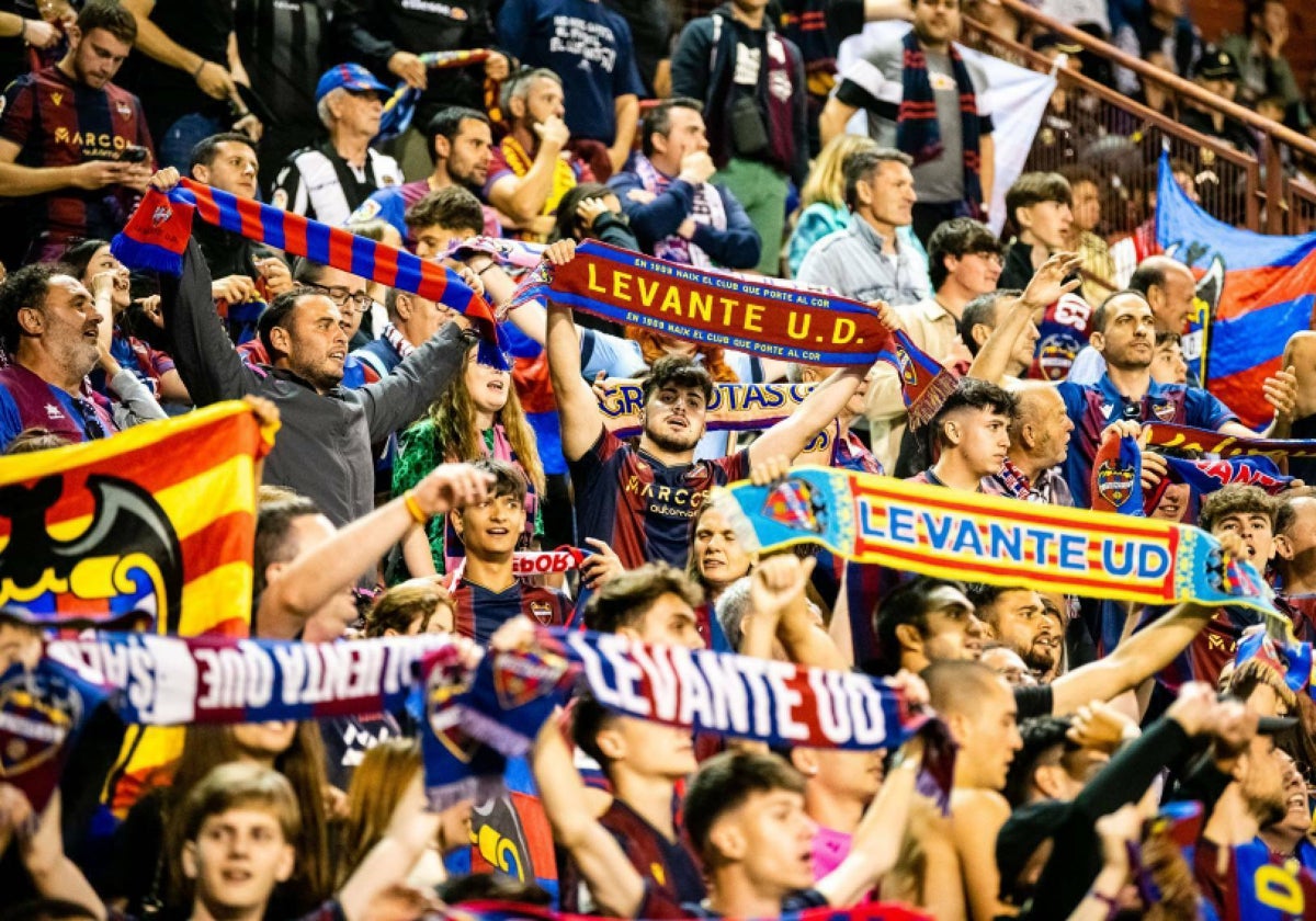 Agotadas en tiempo récord las entradas para el partido entre Levante y Barça
