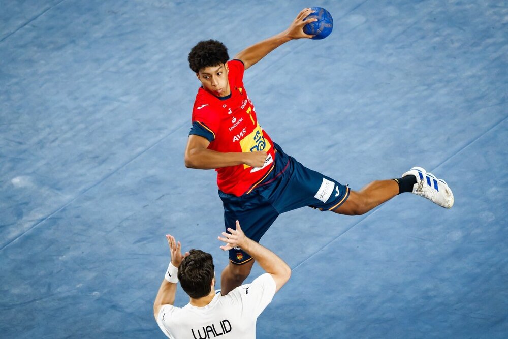 Marcos Fis guía a los juveniles a las semifinales del Mundial