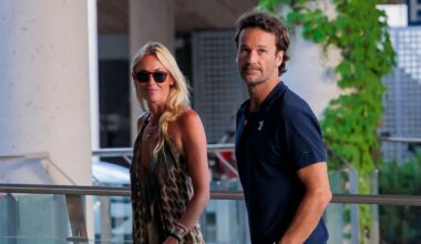 Carlos Moyá y Carolina Cerezuela visitan a su íntimo amigo Jaime Anglada en el hospital tras su 'sensible mejoría'