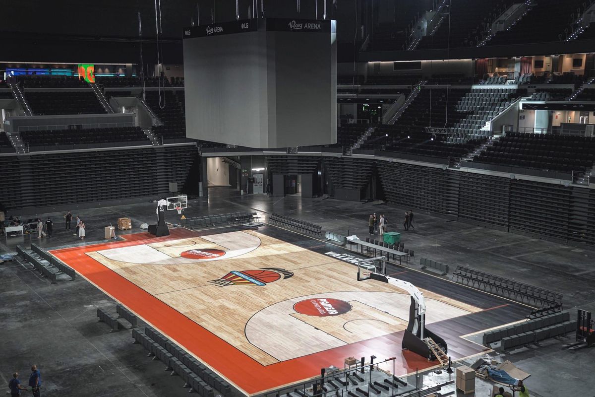 Nuevo parquet del Roig Arena