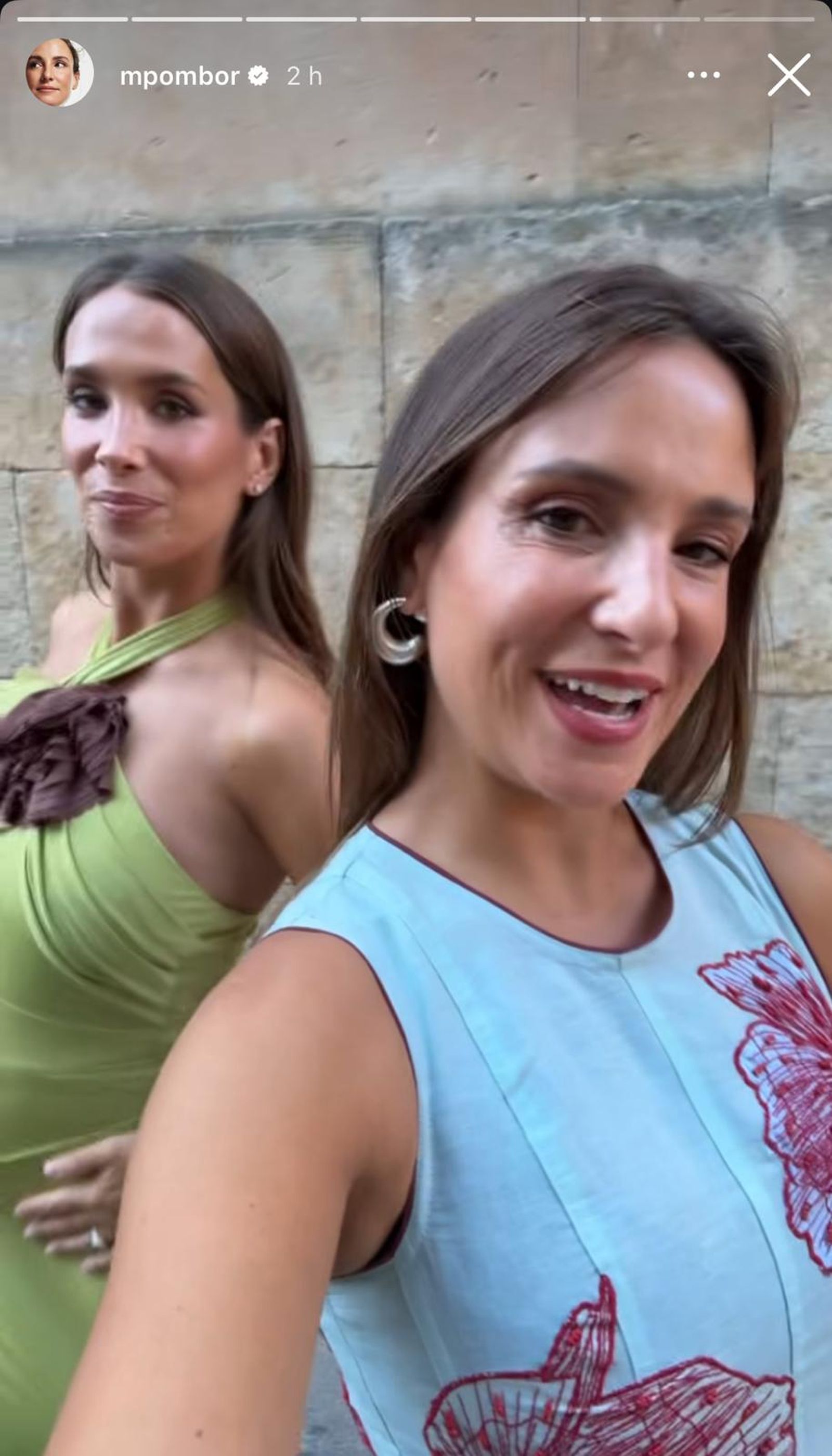 María y Marta Pombo visitan Salamanca como invitadas de una boda