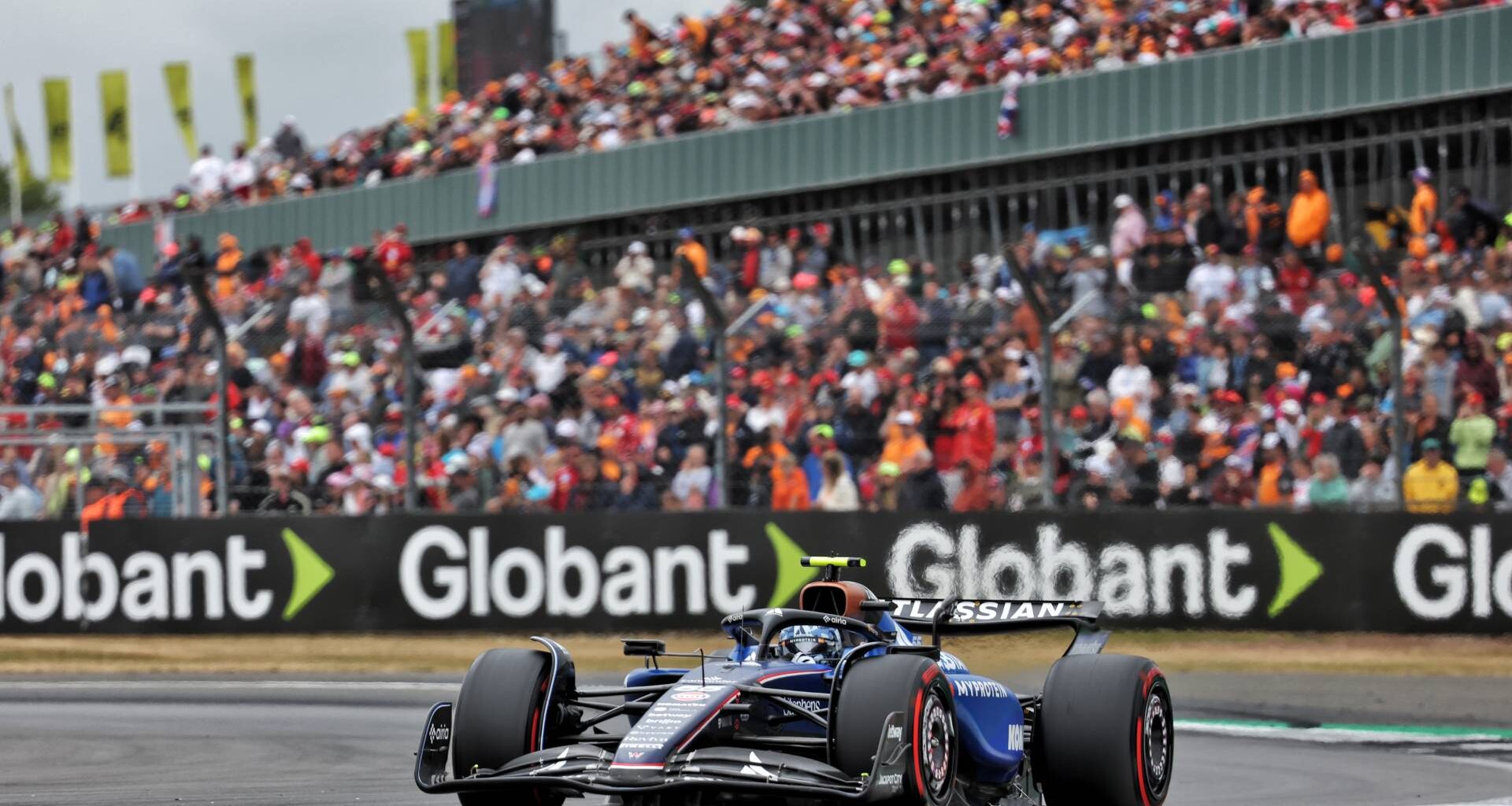 Carlos Sainz saldrá noveno con una vuelta muy sólida en la clasificación del GP de Gran Bretaña