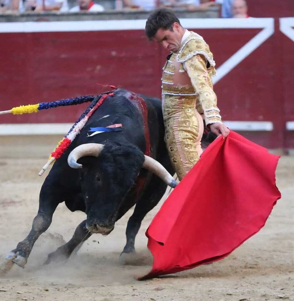 El albacentese Rubén Pinar corta una oreja de peso en Tafalla (Navarra)