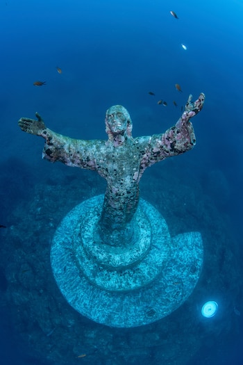 La estatua se encuentra a