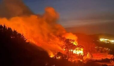 Activada la alerta por otros cinco incendios forestales en Carballo, Camariñas, Ponteceso y Muxía