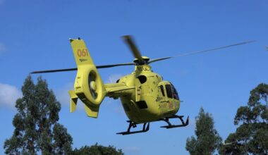 Dos militares heridos en Ourense tras chocar un camión de ganado contra su vehículo - La Voz de Galicia