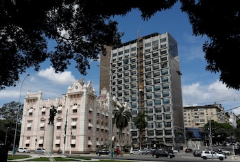 Un hotel en construcción para
