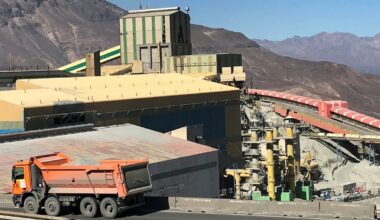Codelco confirma que se conoce paradero exacto de trabajadores desaparecidos en derrumbe de mina El Teniente