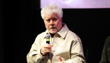 Pedro Almodóvar manda un mensaje al Gobierno para pedirle que rompa relaciones "de todo tipo" con Israel | Sociedad