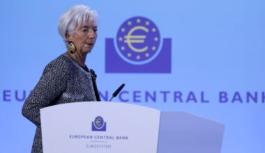 La presidenta del Banco Central Europeo asegura que la buena marcha de la economía española se debe en gran medida a la inmigración | Economía y negocios