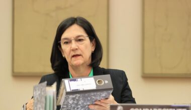 Las empresas esperan el informe de la CNMC para desatascar las reclamaciones millonarias del apagón