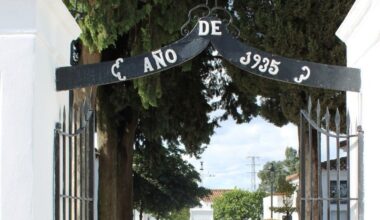 Un operario deja «por error» un ataúd en un contenedor de basura de Castilblanco de los Arroyos