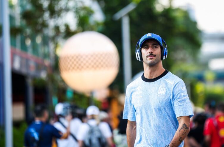 Daniel Ricciardo en plena introspección: «Estoy intentando descubrir quién  soy» | AutoHebdo