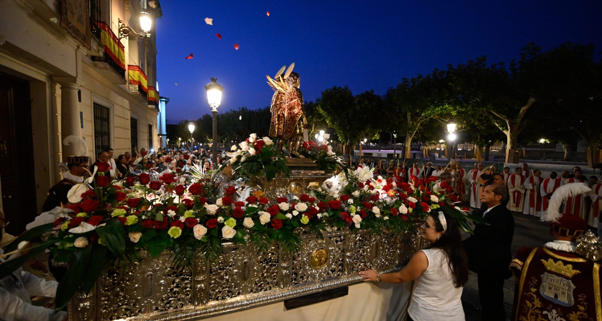 Alcalá de Henares honra a sus patronos, los Santos Niños Justo y Pastor, con una fantástica acogida por parte de los alcalaínos