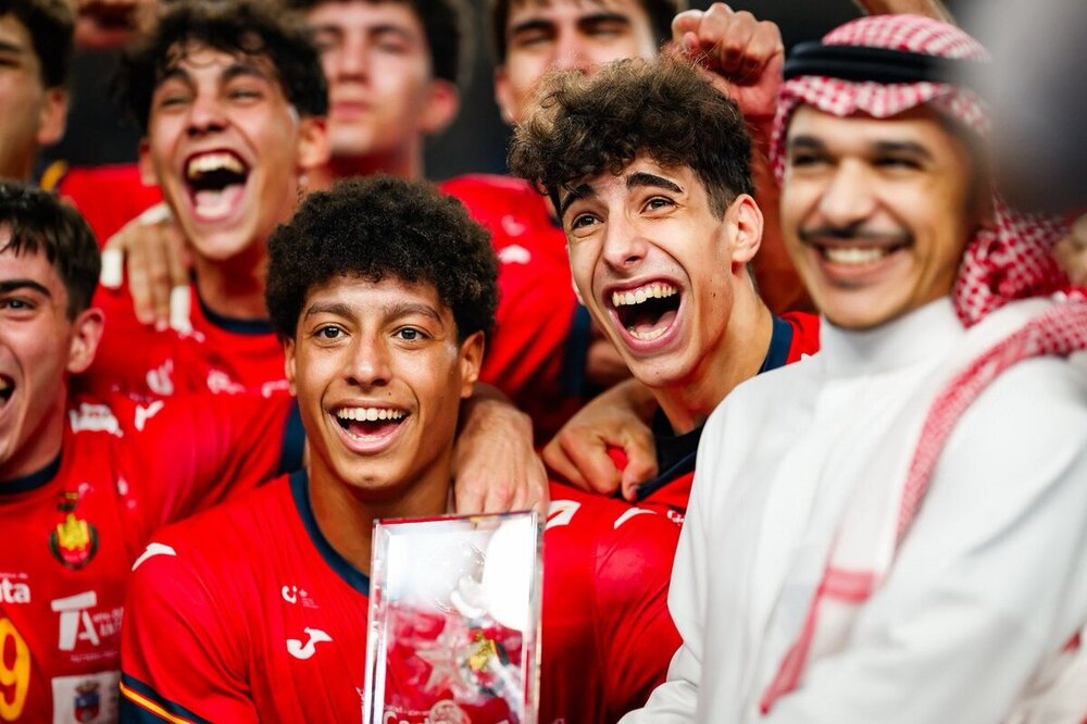 Marcos Fis guía a los juveniles a las semifinales del Mundial