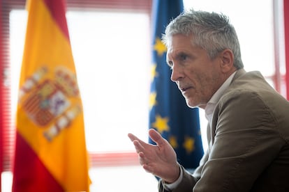 El ministro Fernando Grande-Marlaska, durante la entrevista el pasado viernes en la sede en Madrid de la Dirección General de Protección Civil.