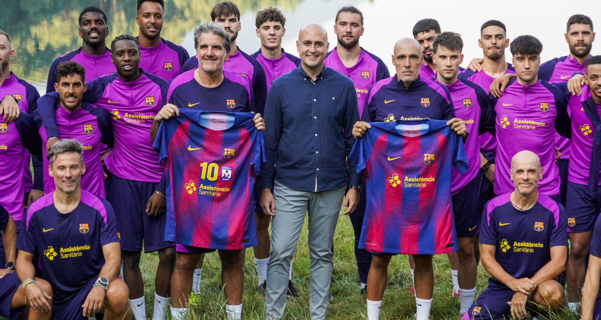 El Barça de balonmano y fútbol sala comparten entrenamiento en Encamp