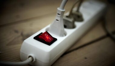 La factura de la luz sube un 14% en julio desde el año pasado y alcanza su mayor nivel desde febrero