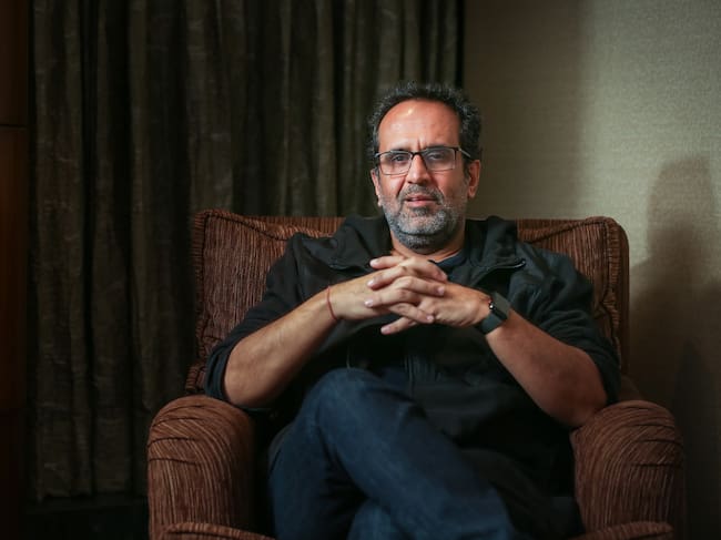 El director Anand L. Rai durante una entrevista en 2018