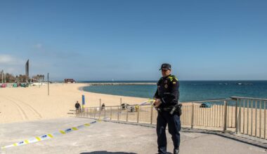 El cierre de una playa española llega a Estados Unidos: "Raro, venenoso" | Sociedad