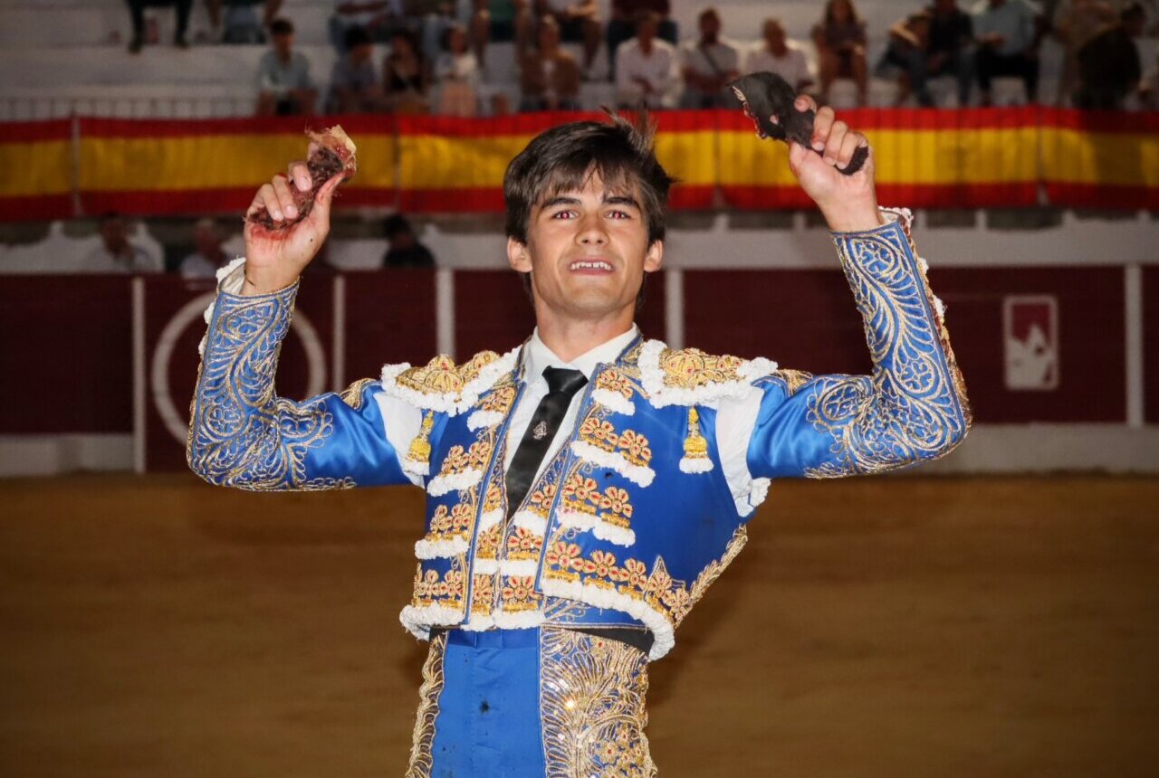 Manuel Caballero, alternativa a final de temporada