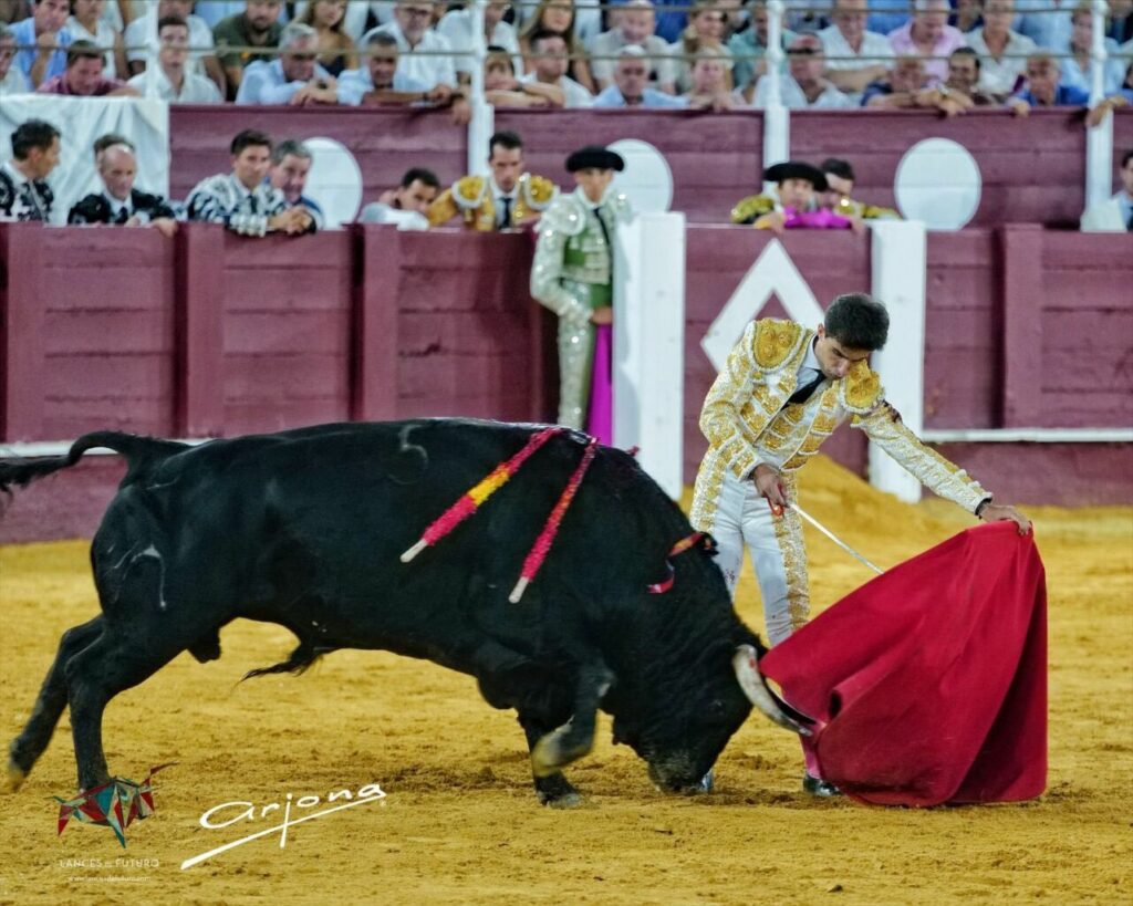 No tuvo suerte el rondeño Pablo Páez en la corrida de su alternativa en la Malagueta