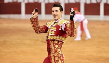 La zurda de Talavante reluce en Gijón