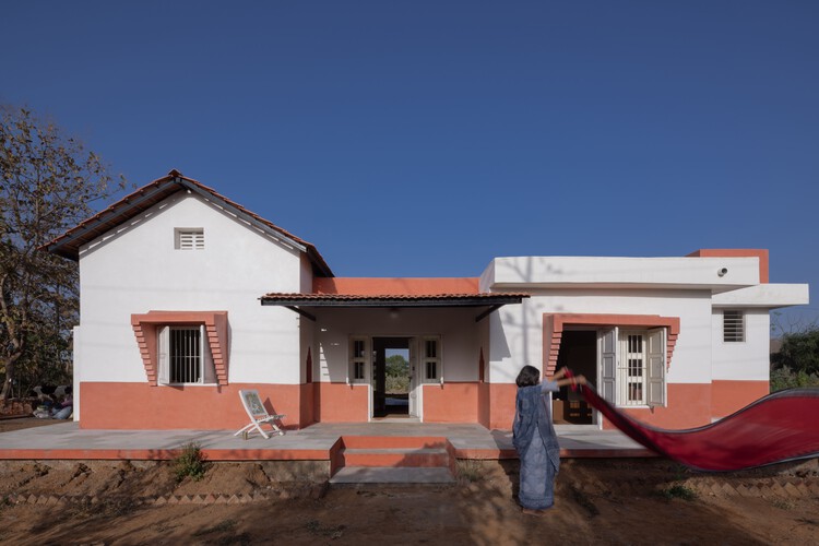 Casa de la Nostalgia / PROJECT TERRA - Fotografía exterior, Fachada, Puerta