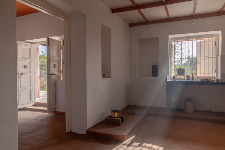 Casa de la Nostalgia / PROJECT TERRA - Fotografía interior, Madera, Puerta