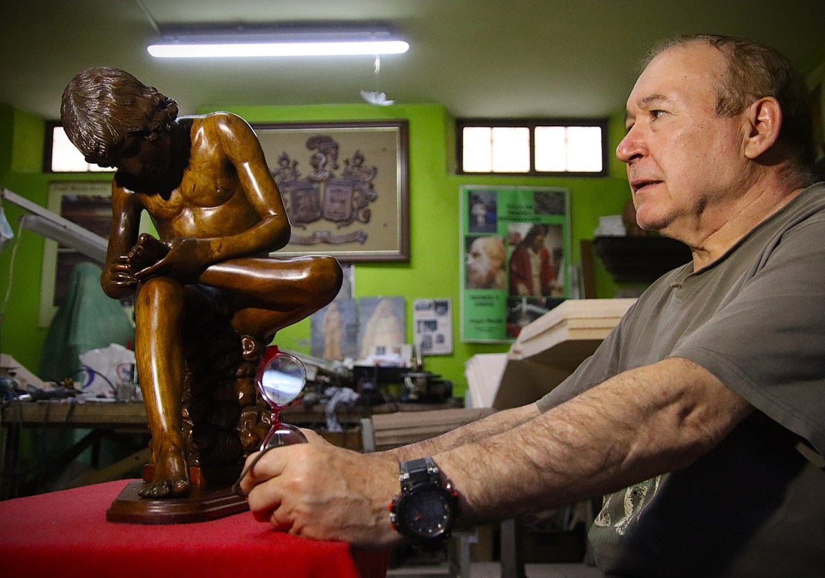 La réplica riosecana de la escultura griega del Niño de la espina