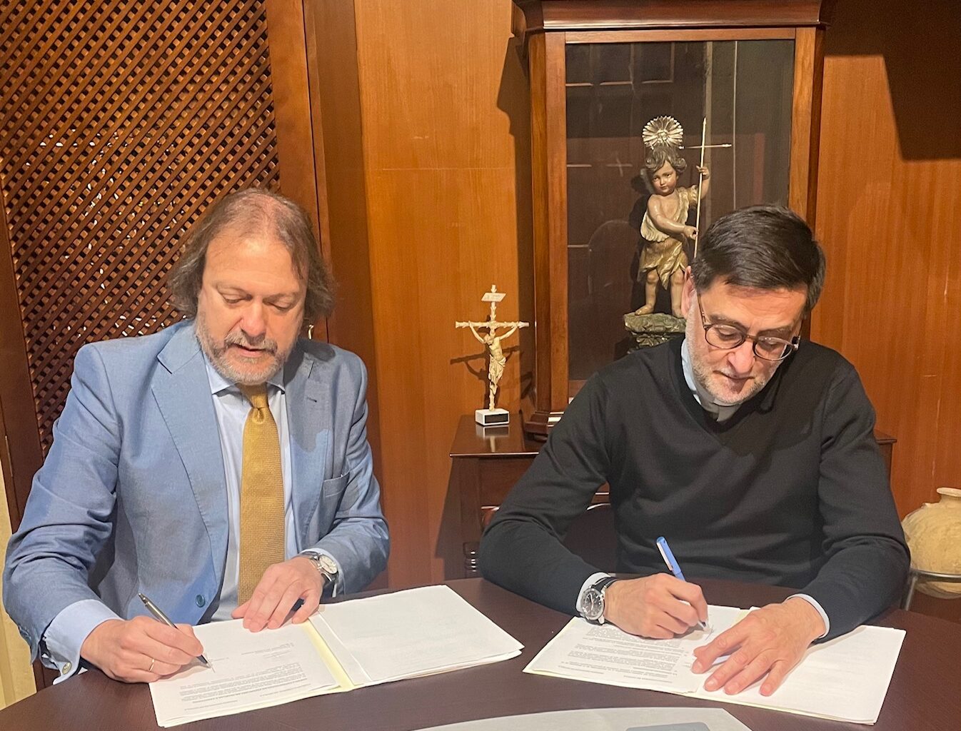 NUEVO PREMIO: "CATEDRAL DE SEVILLA AL CONTENIDO SOBRE PIEDAD POPULAR"