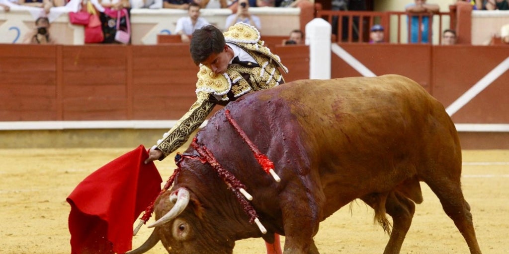 El clasicismo de Uceda y el poder de Peñaranda abren la feria de Cuenca