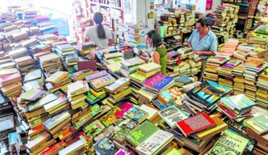 El salvador de 200.000 libros en Valencia