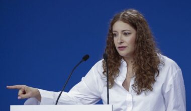 El PP asume el pacto de Estado para incendios como una «cortina de humo de Sánchez»