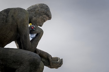 La instalación artística 'La carga