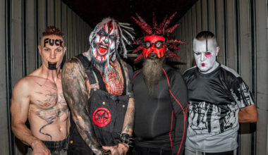 Mudvayne rompen 16 años de silencio con 'Hurt People Hurt People'