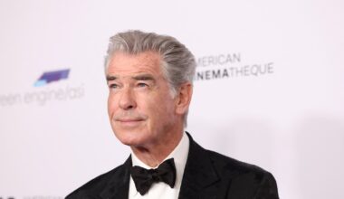 Pierce Brosnan confiesa que la música de Pink Floyd fue el motor secreto de su creatividad