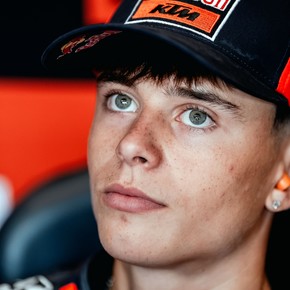 Orgullo argentino: Valentín Perrone logró la primera pole position de su carrera 