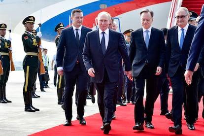 El presidente ruso, Vladímir Putin, llega a Tianjin (China), este domingo.