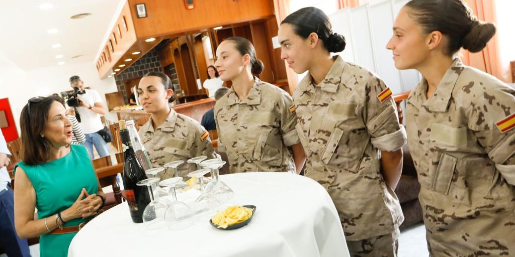 «Su papel en el Ejército es muy importante»