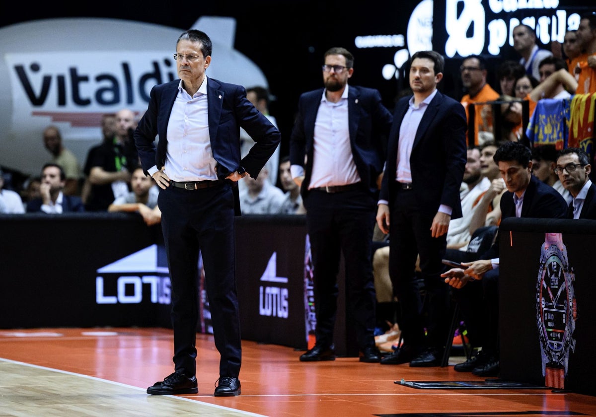 Ángel Cepeda y el doctor Álvaro Sala regresan al staff técnico del Valencia Basket