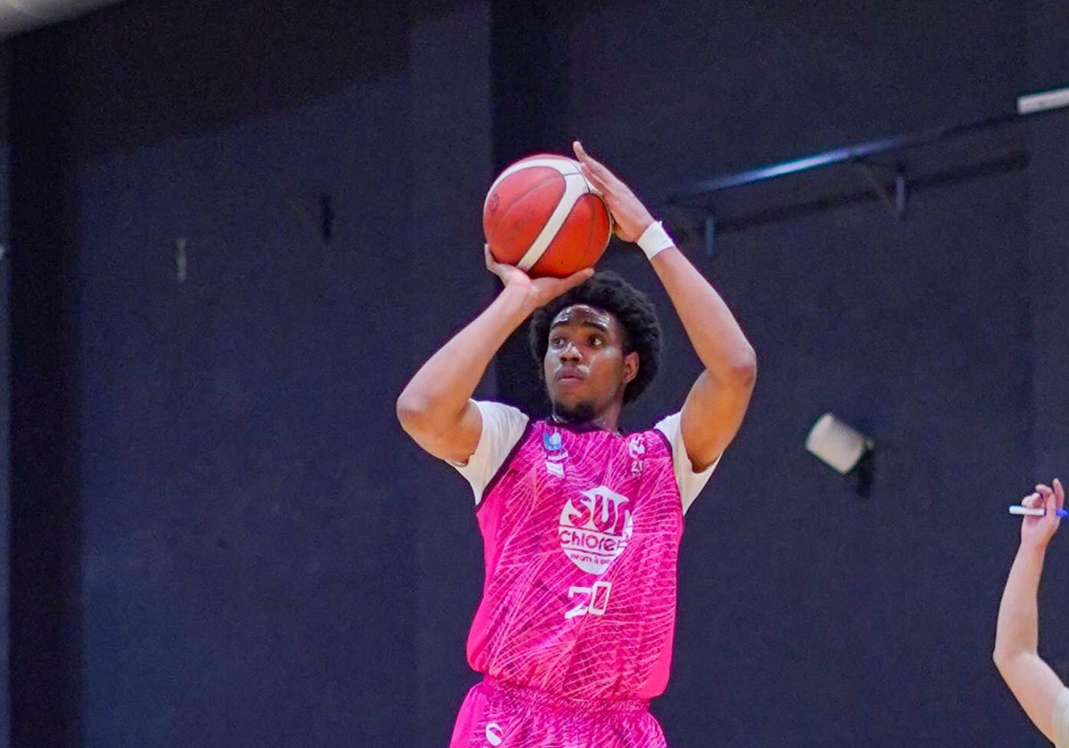 El ala-pívot Ruslan Alexander cierra la plantilla del BCB