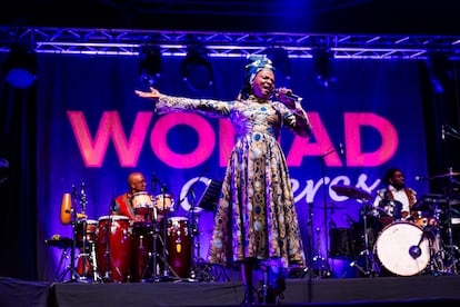 Imagen del concierto de Angélique Kidjo, el 9 de mayo en el festival Womad de Cáceres.