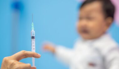 CDC alerta que tasas de vacunación infantil van en caída libre